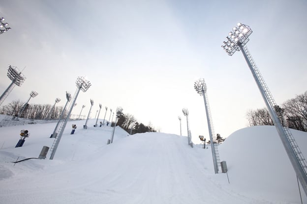 L'éclairage par projecteur Philips ArenaVision illuminant le Phoenix Snow Stadium aux Jeux olympiques d'hiver de Corée du Sud en 2018.